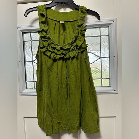Merona Ruffle Tank. Olive Green. Flowy (227) - Picture 1 of 4